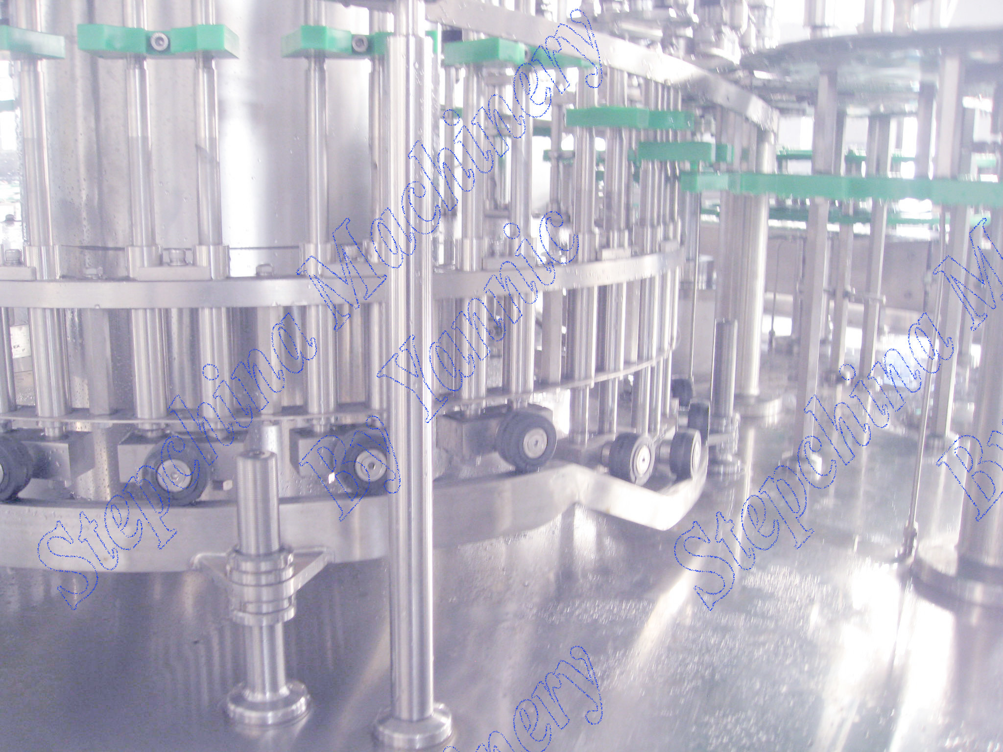 Automatic Rotary Type Water Bottle Filling Machine With 24 Filling Heads