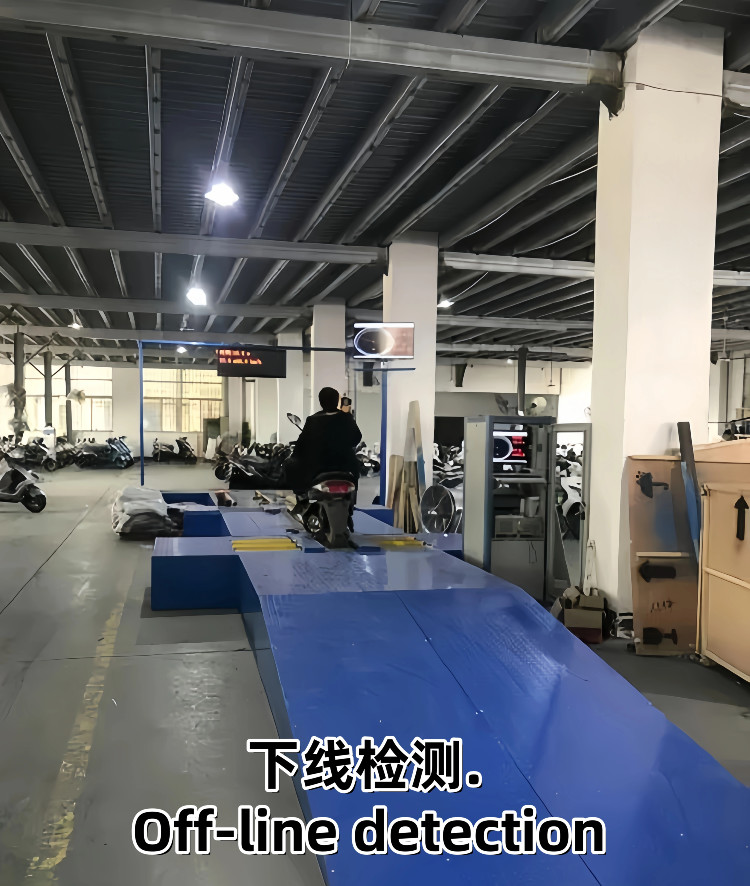 Hot sales in Central Asia! Tieniu electric motorcycle, with its distinctive appearance, powerful performance and long battery life, is the favorite of