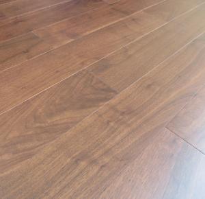 Quality premium AB grade American Black Walnut Engineered wood flooring with different stains wholesale