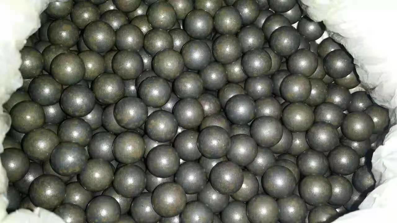 1 - 5" Grinding Steel Balls For Ball Mill Gold Copper Mine Steel Ball