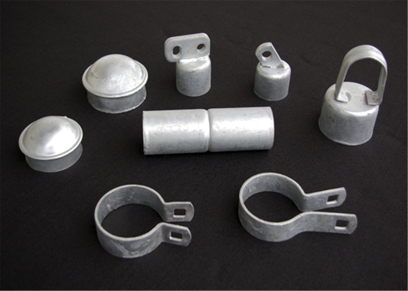 chain link wire mesh fence 50mm x 50mm hot dipped galvanized chain wire tension band and clamp