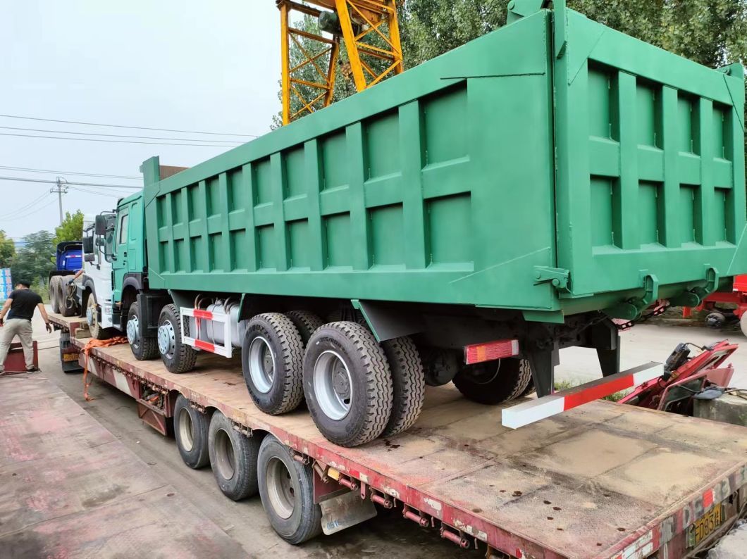 12 Tires Sinotruk HOWO 8*4 Dump Truck Secondhand Truck Green