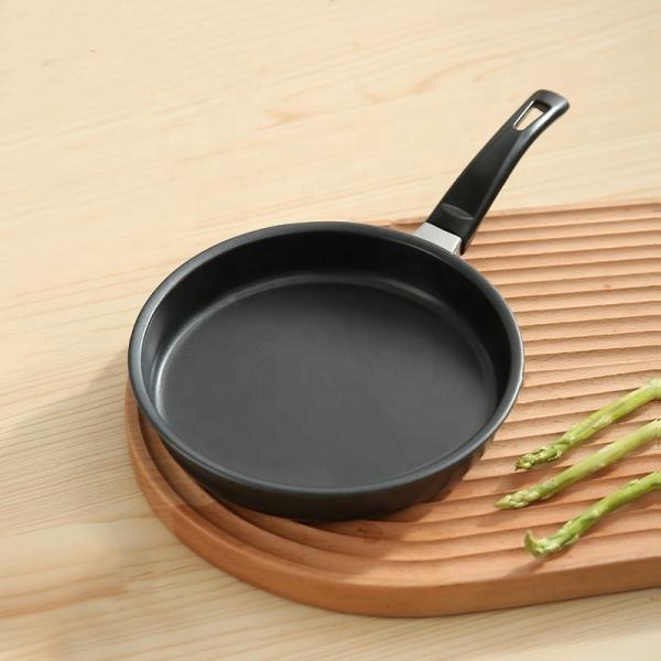 New Arrival Hot Sale Black Cooking Pot Kitchen Ware Wok Pan Iron Frypan Non