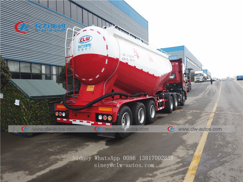 27.5cbm Carbon Steel Tanker 3 Axle Semi Trailer With Truck Head