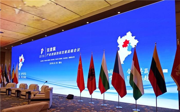 P2.6 4K 3840Hz LED Stage Backdrop Screen Type F Cabinet 500x500mm