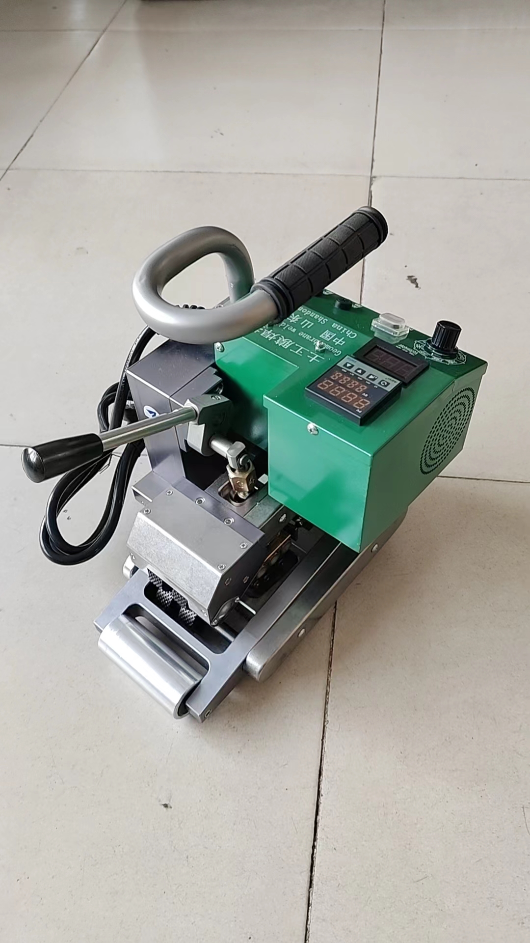 Plastic Welding Machine for High Temperature Welding of Landfill PND Liner Geomembrane