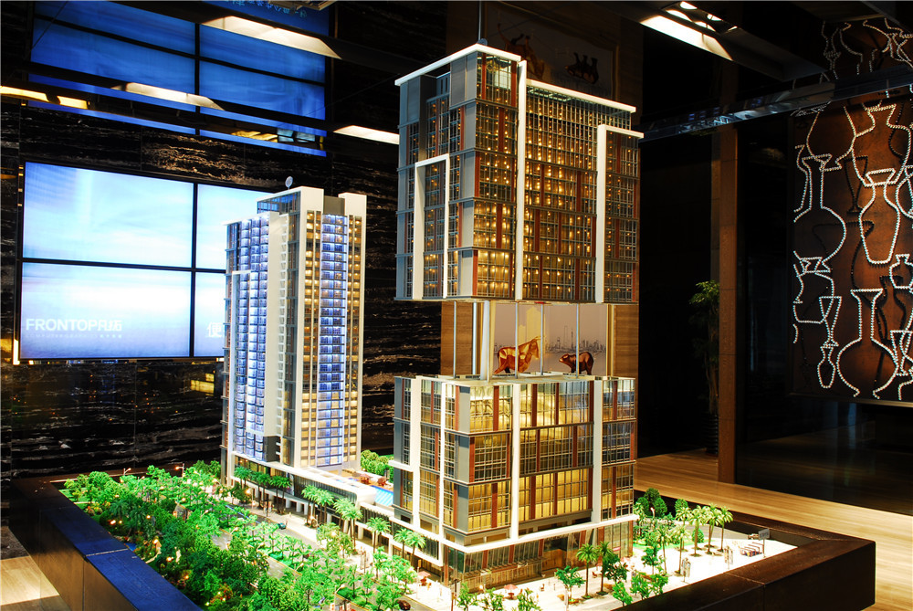 Commercial Miniature Building Models Required Scale Size Warm LED Light