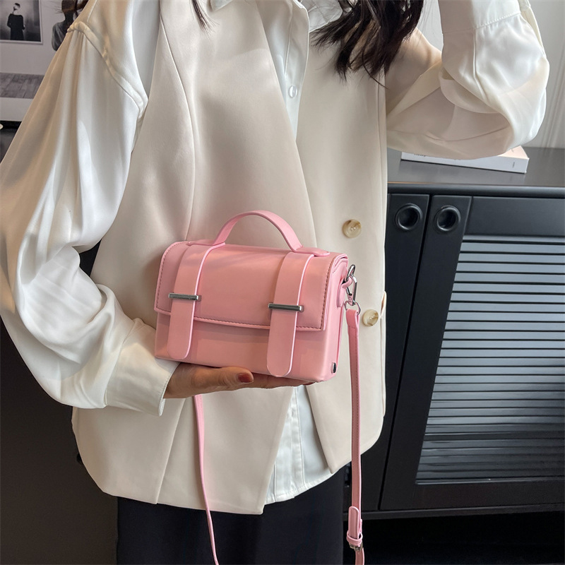 Stylish Lady Crossbody Leather Belt Bag with Adjustable Strap Must-Have Accessory