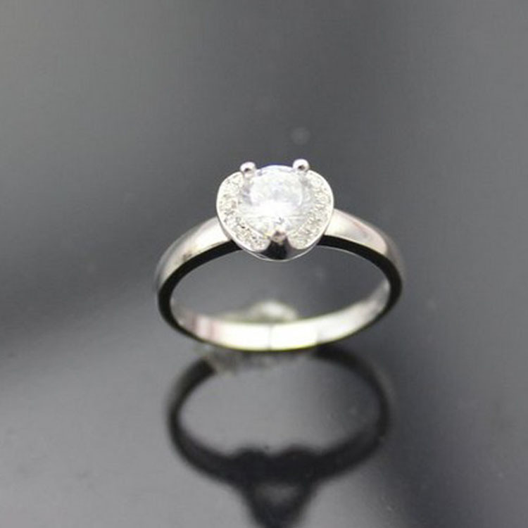 Women Jewelry 925 Silver 6mm Round Cubic Zirconia Heart Engagement Ring (F33)