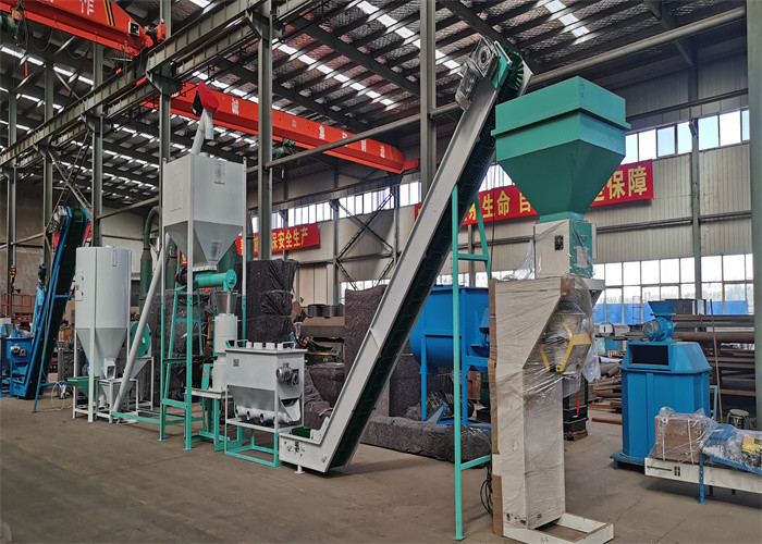1 year warranty 200-500kg/h feed pellet mill/farm use pelletizer/ chicken feed pellet machine for poultry feed