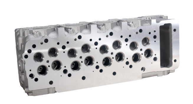 4m41 Amc 908518 Diesel Engine Cylinder Head For Montero Pajero L200