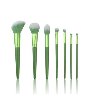 Quality Delicate Makeup Brush Antibacterial Bristles solid wooden handle cosmetic brushes wholesale