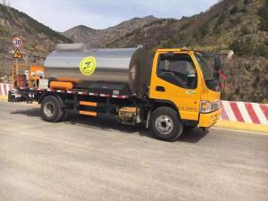 Quality STARRY Asphalt Road Construction Equipment Asphalt Paving Trucks 6m Distribution Width wholesale