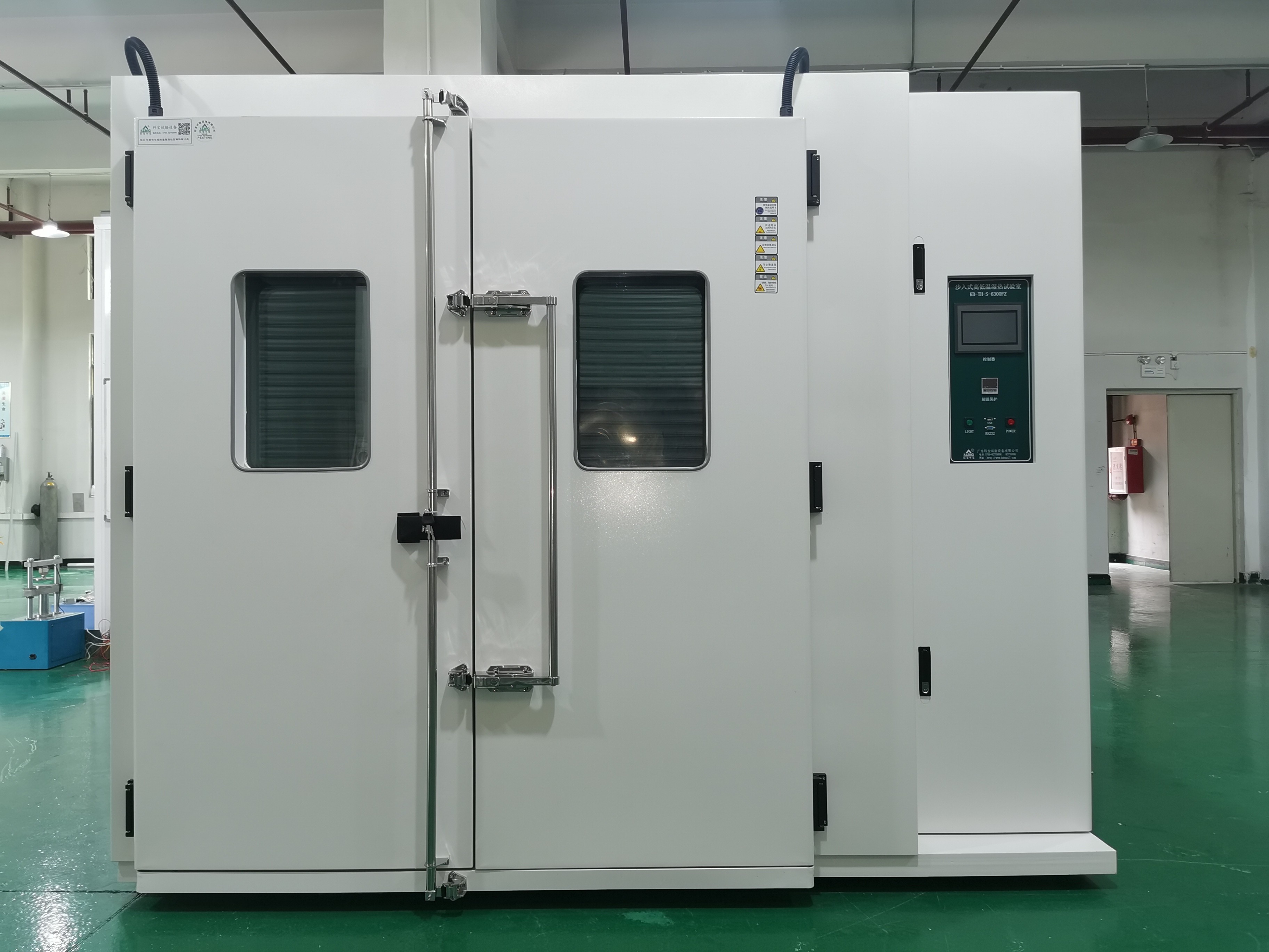 Programmable 6m³ 25%R.H. Industrial Test Chamber