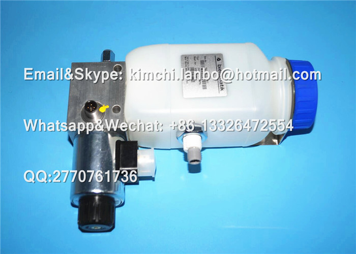 Roland700 oil metering pump 2 holes roland machine parts printing machine parts