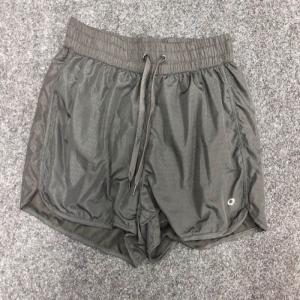 Quality 100% Polyester Athletic Sports Wear Female Sport Shorts Sample Free wholesale