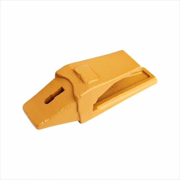 factory selling alloy steel casting mini excavator EX100 bucket tooth adapter