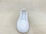 Women comfort flat heel sport shoes with breathable mesh and lace up