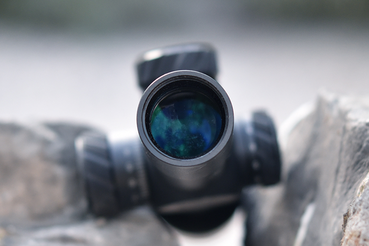 Fashional Scope 1-8x24 Long Range Hunting Sight 640g Weight 1-8x Magnification