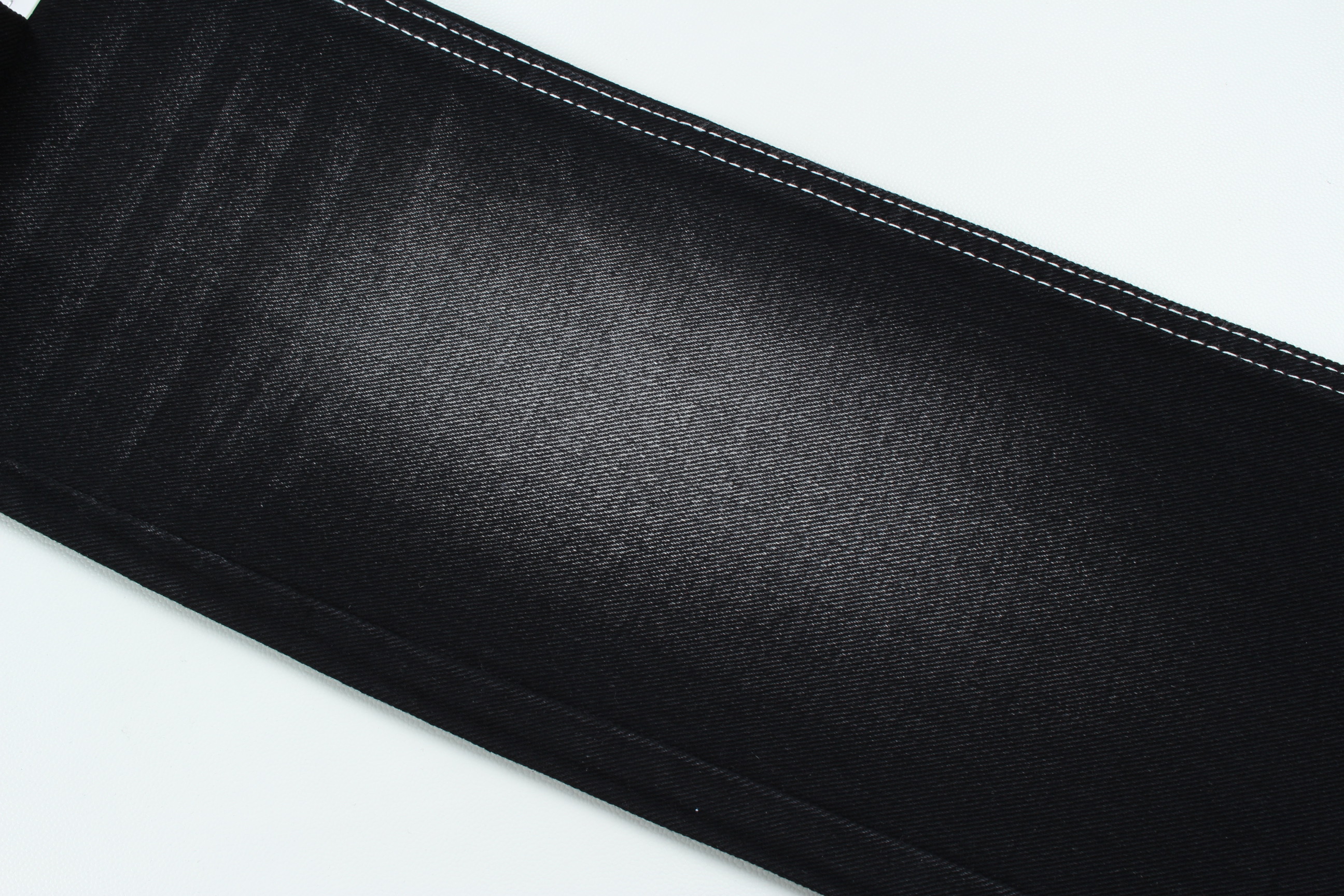 13.5oz Super Dark Black Color Denim Fabric Rigid 100% Cotton Recycle Yarn For Worker Jean Cloth Black Black Backside