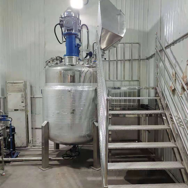 PLC Control Stainless Steel Mixing Tank With Variable Speed Agitator
