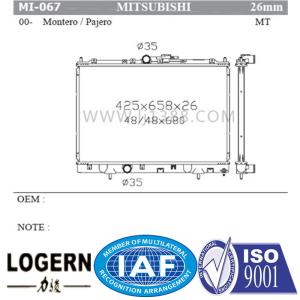 Quality Montero / Pajero'2000 MITSUBISHI Car Radiator Water Cooled Style OEM Mr571562 wholesale