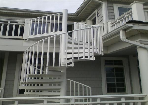 Outdoor / Indoor Metal Spiral Staircase White Power Coating Central Beam Stairs