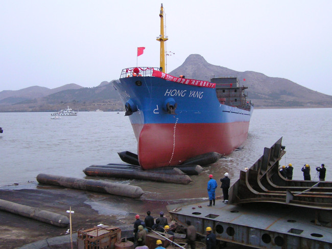 Black Ship Launching Airbags ISO 9001 7 Layers Inflatable Rubber Airbag