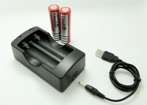 Cheap Input 5 V Output 4.2 V  Battery Charger For 2 X 18650 Li Ion Battery With USB Cable for sale
