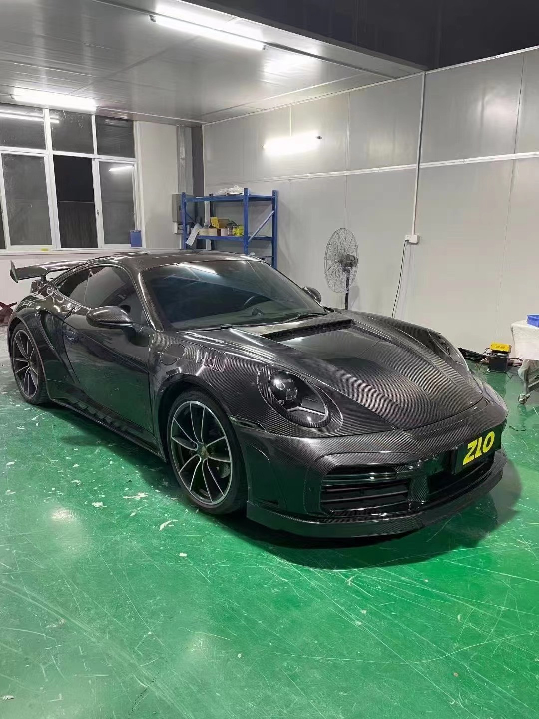 Auto Parts for Porsche 911 992 Body Kit Dry Carbon Fiber Material 911 992 Upgraded TOPCAR Style Body Kit Spoiler