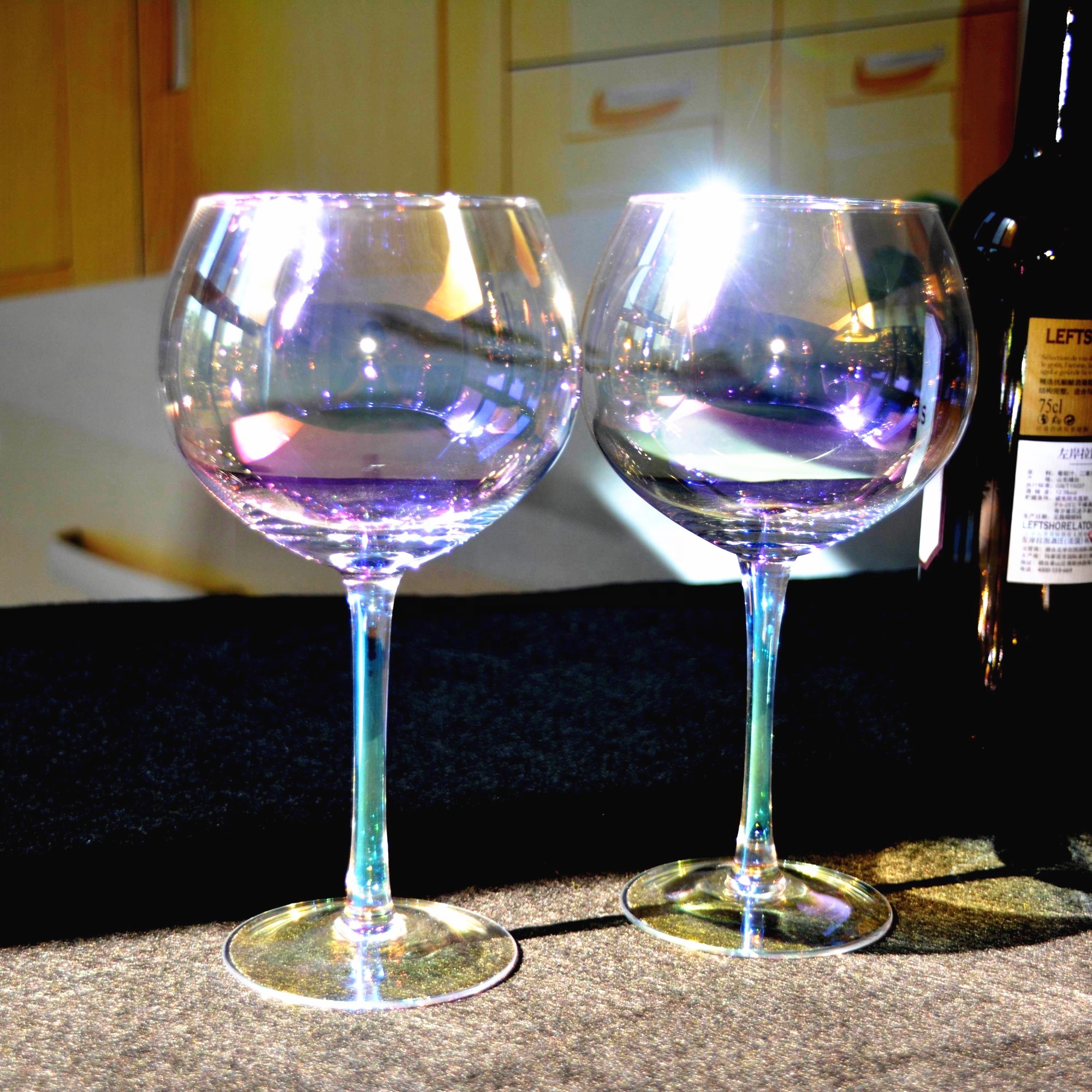 Giant Rainbow Color Balloon Shape 23 Oz Crystal Wine Glasses