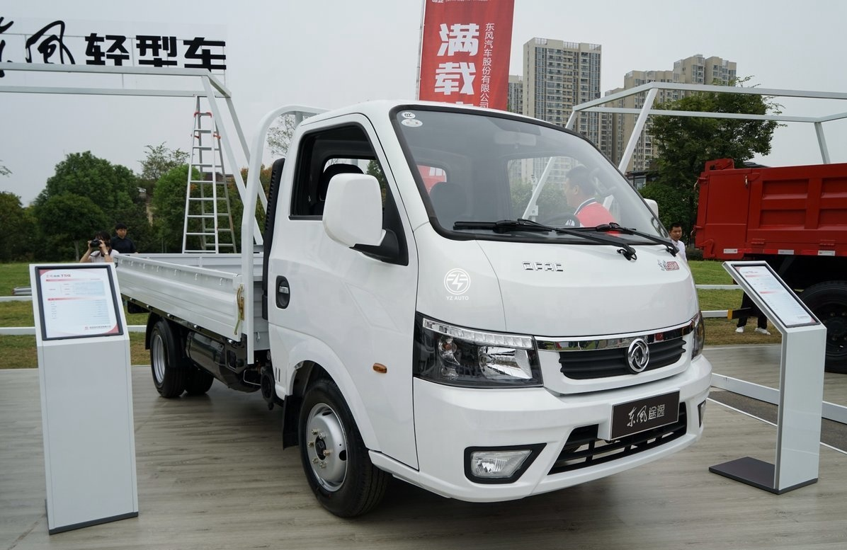 Chile/Peru 4 Wheels Mini Cargo Truck with Single-Row Cab and Left Steering Diesel Engine