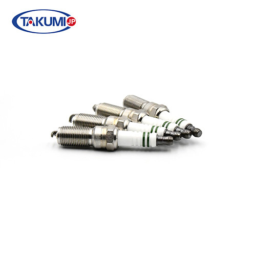 Copper Core Motorbike Spark Plugs Reduced Sparking Voltage 6 Mouths Warranty