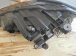 17G941036 Headlight for