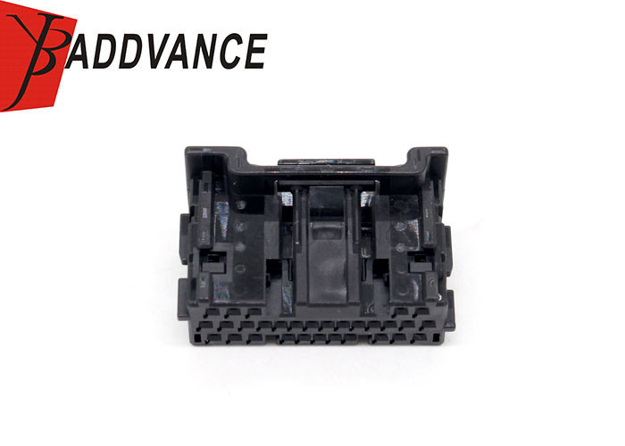 Automotive TE Connectivity PBT Electrical Female 30 Pin Connector Housing