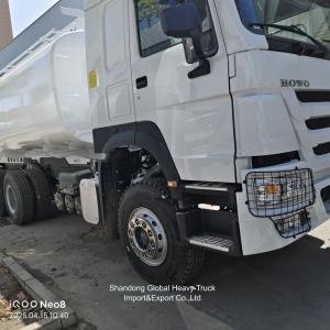 Quality Sinotruk HOWO 6X4 20000 L 25000 L Carry Cargos Oil Tanker Truck Oil Fuel Tank Truck wholesale