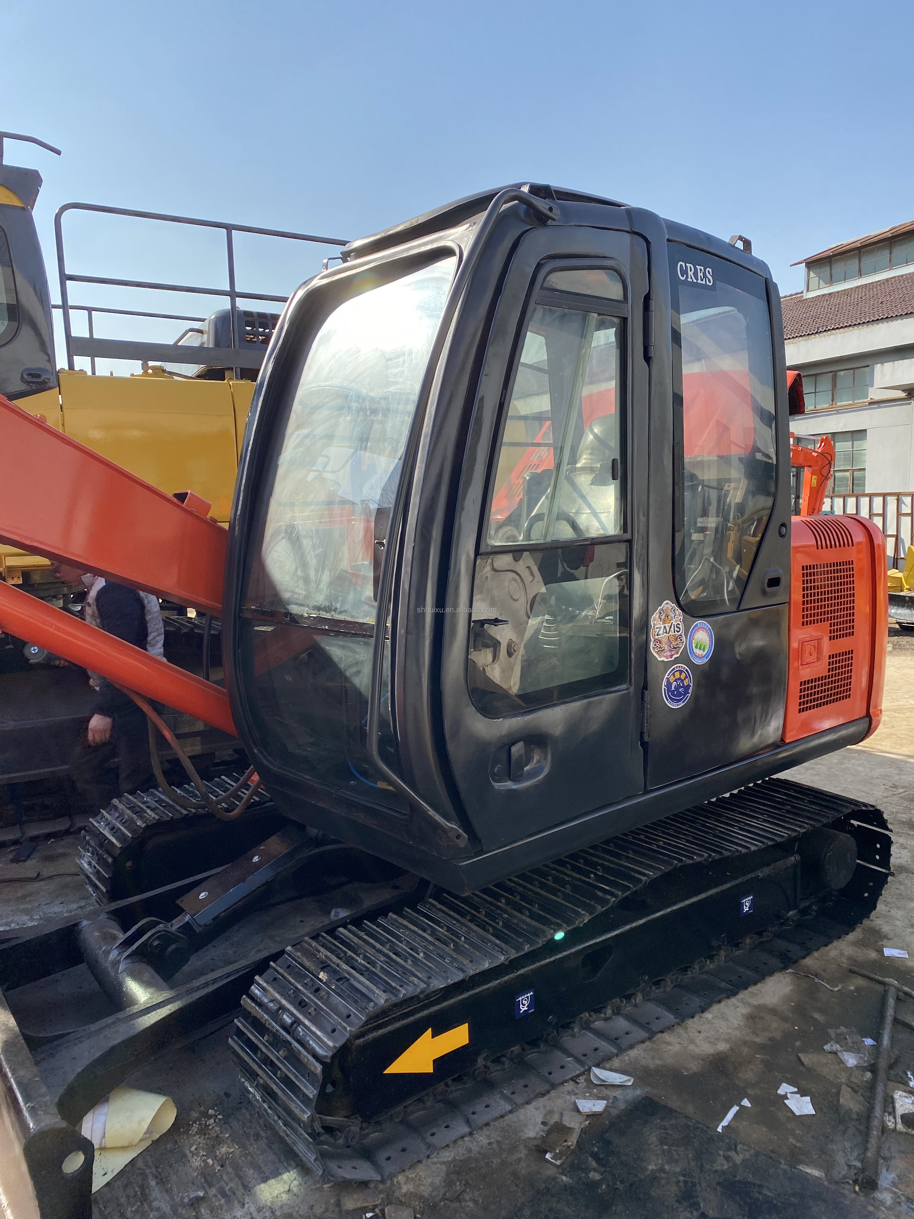used Japan imported excavator Hitachi zx60 on sale