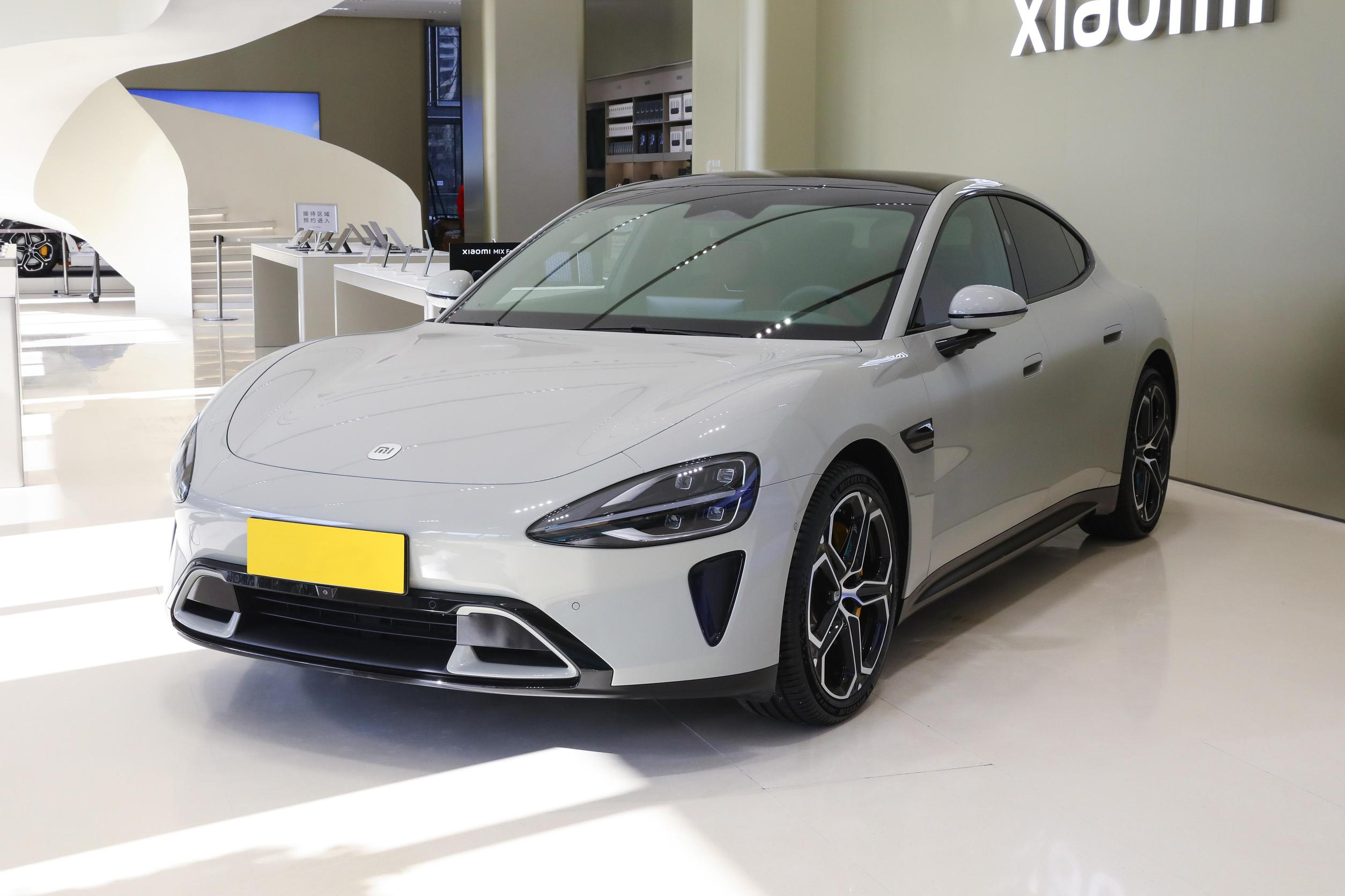 2024 CLTC SU7 Speed Electric Sedan Auto EV with 668km Electric Range and 400Nm Maximum Torque