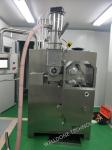 GMP Standard 1200KGS/H Dry Granulator Machine For Troches Capsules