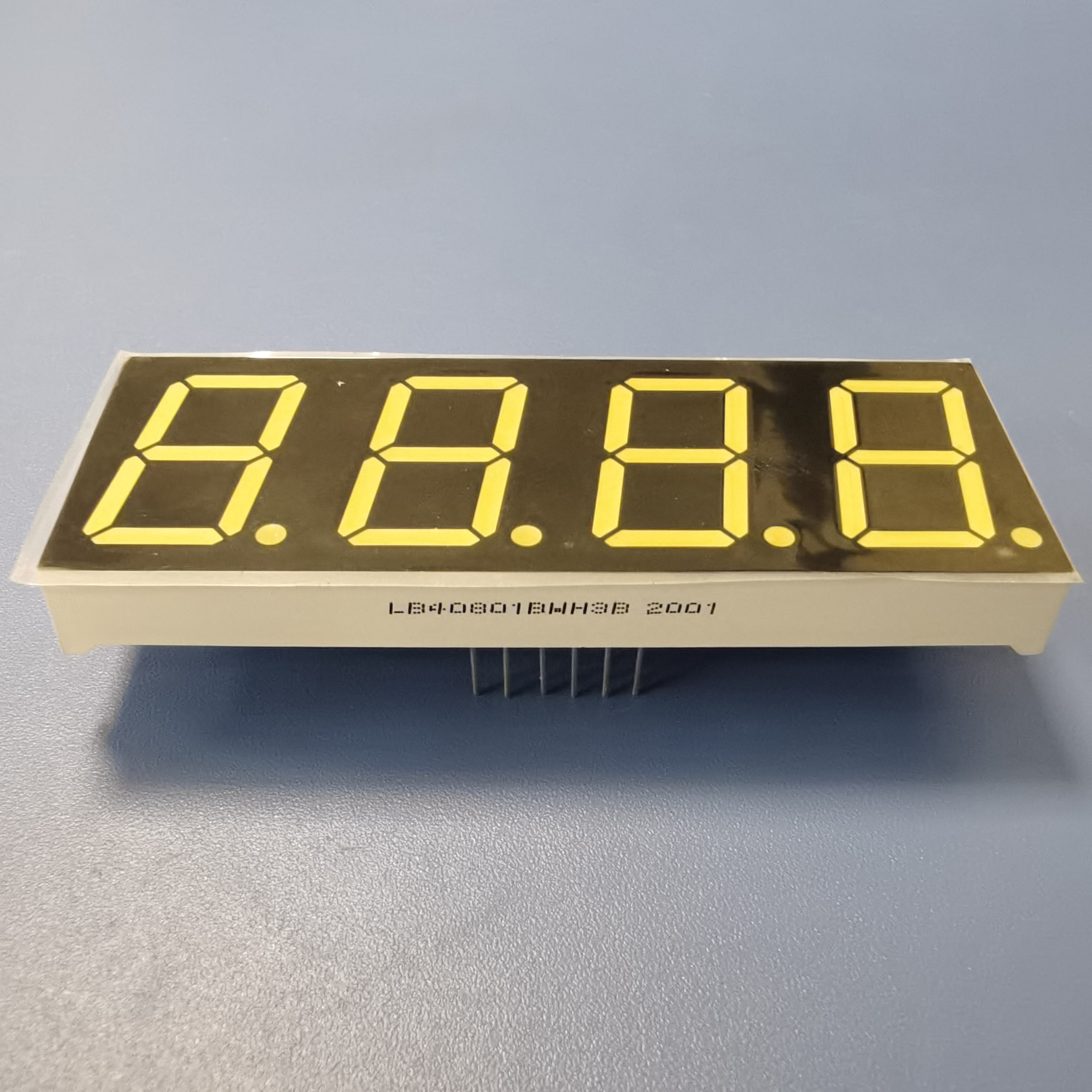 Indoor 635nm 4 Digit 0.8" 20.4mm 7 Segment Led Display