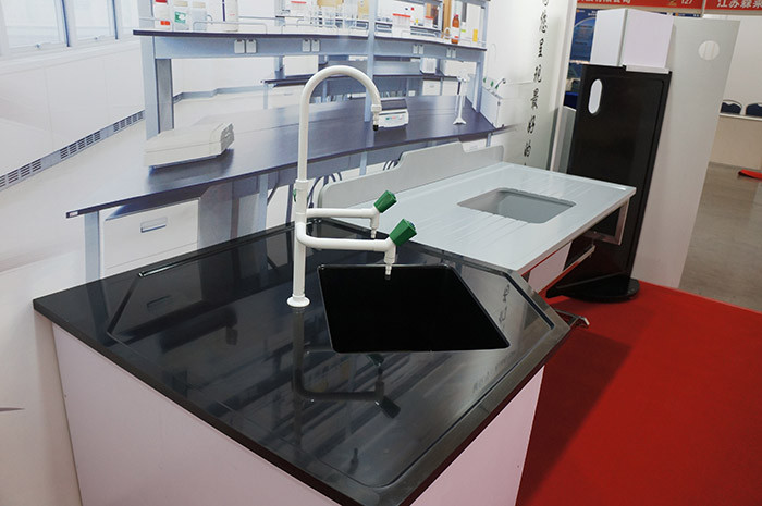 Epoxy resin chemical resistance corner countertop for testing centre