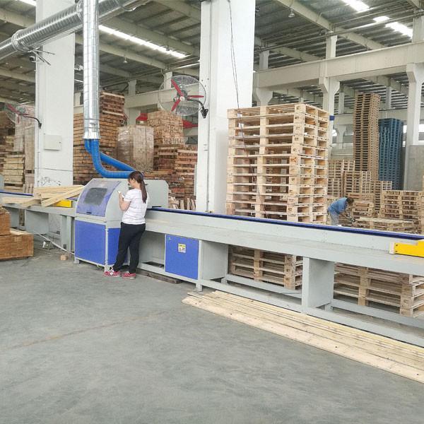Cheap Automatic CNC Sawing Machine Timber Lumber Wood Saw Cutting Machine for sale