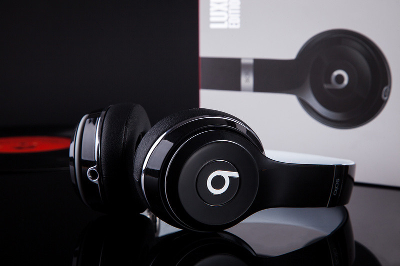 Dr Dre Beats Headphone - The Beats Solo 2 On-Ear Headphones Luxe Edition - with seal box made in china grgheadsets-com.ecer.com