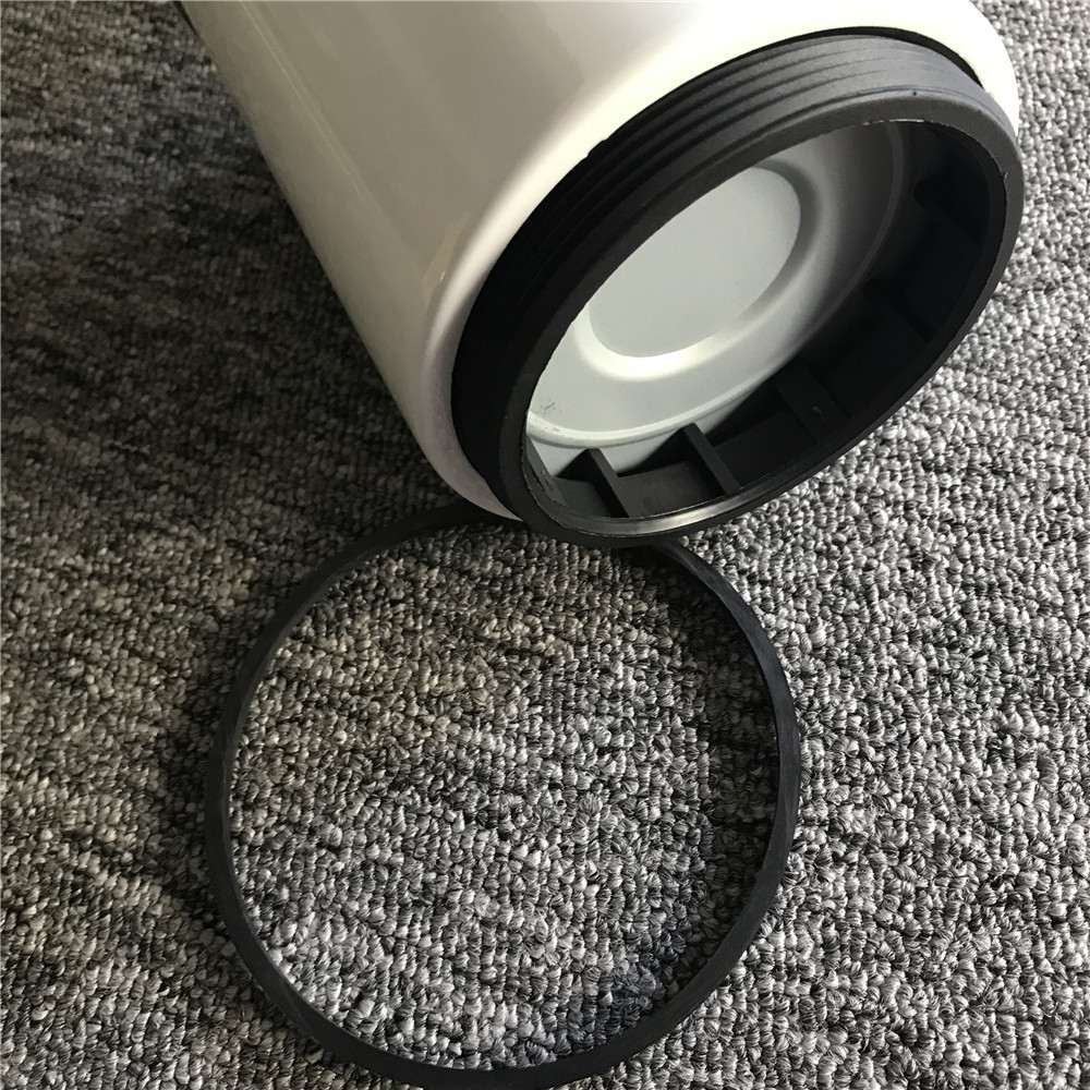 R90P 11LB-20310 23390-E30010 Oil Water Separator Filter For Hyundai R110-7/R150-7/R225-7