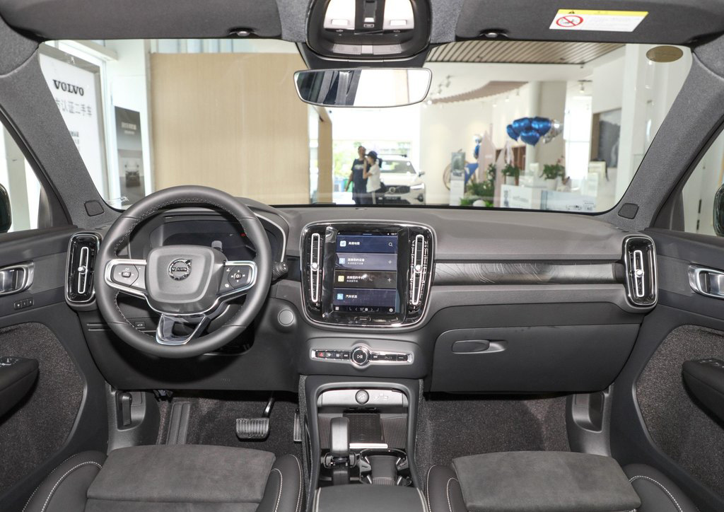 Volvo XC40 Plug In Hybrid Vehicles 4 Seater New Energy Vehicle