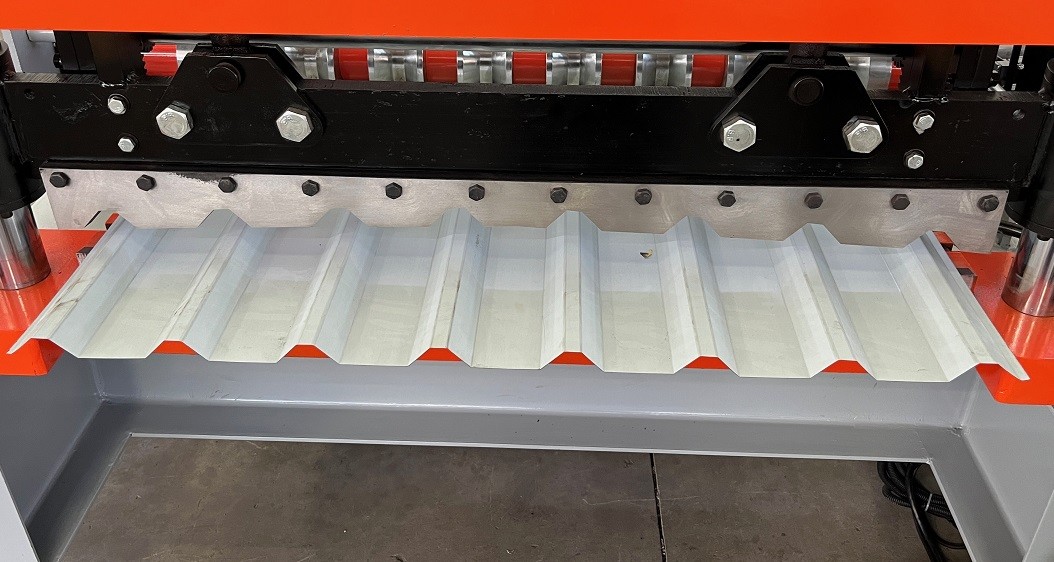 Ral Colored PPGI PPGL Roof Material HDP Dx51d Dx52D Prepainted Corrugated Metal Sheets PE Metal Corrugated Trapezoid