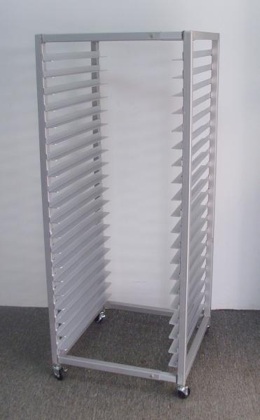 Adjustable screen storing racks