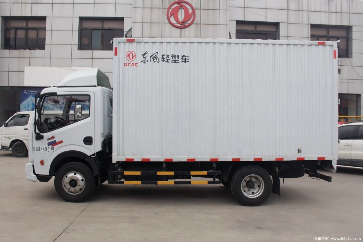 Multimedia System Enabled Dongfeng Single Row 4X2 Van Truck with 150 250hp Horsepower