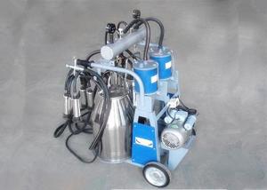 Quality Piston - Type Double Bucket Mobile Milking Machine With 1440 Rpm / Min wholesale