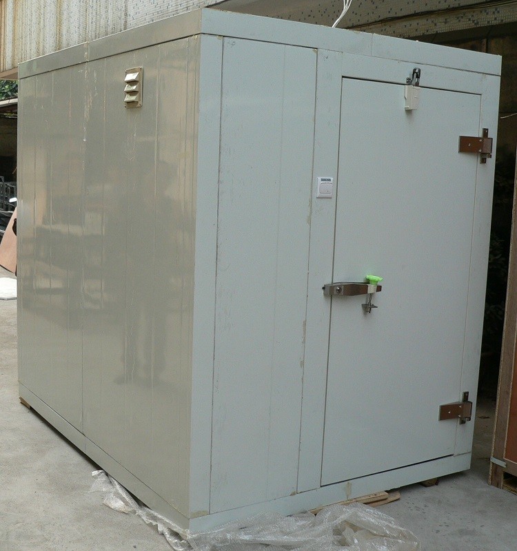 Custom Solar Power Cold Storage Room